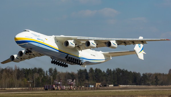 Ukraina chce odbudować największy samolot świata AN-225 "Mrija"