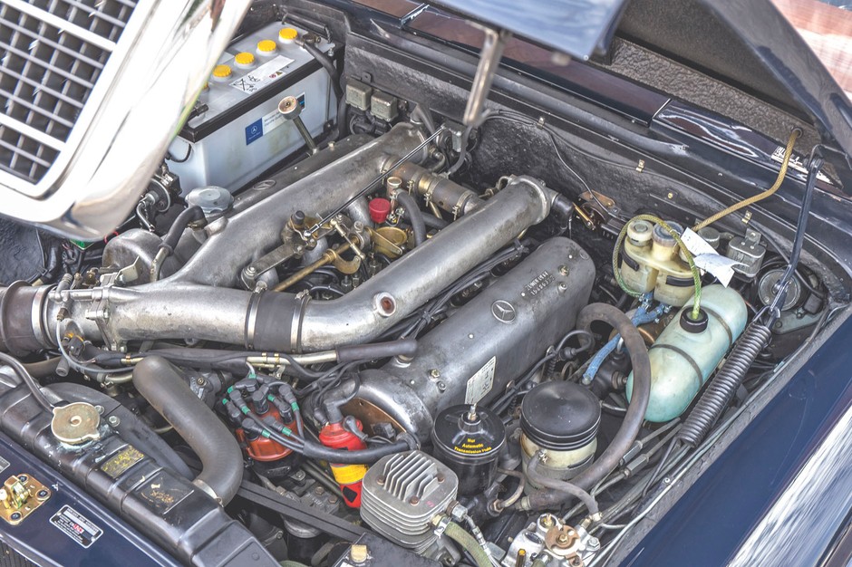 Legendarny silnik M100: tak Mercedes 600 powinien wyglądać pod maską, a tymczasem...