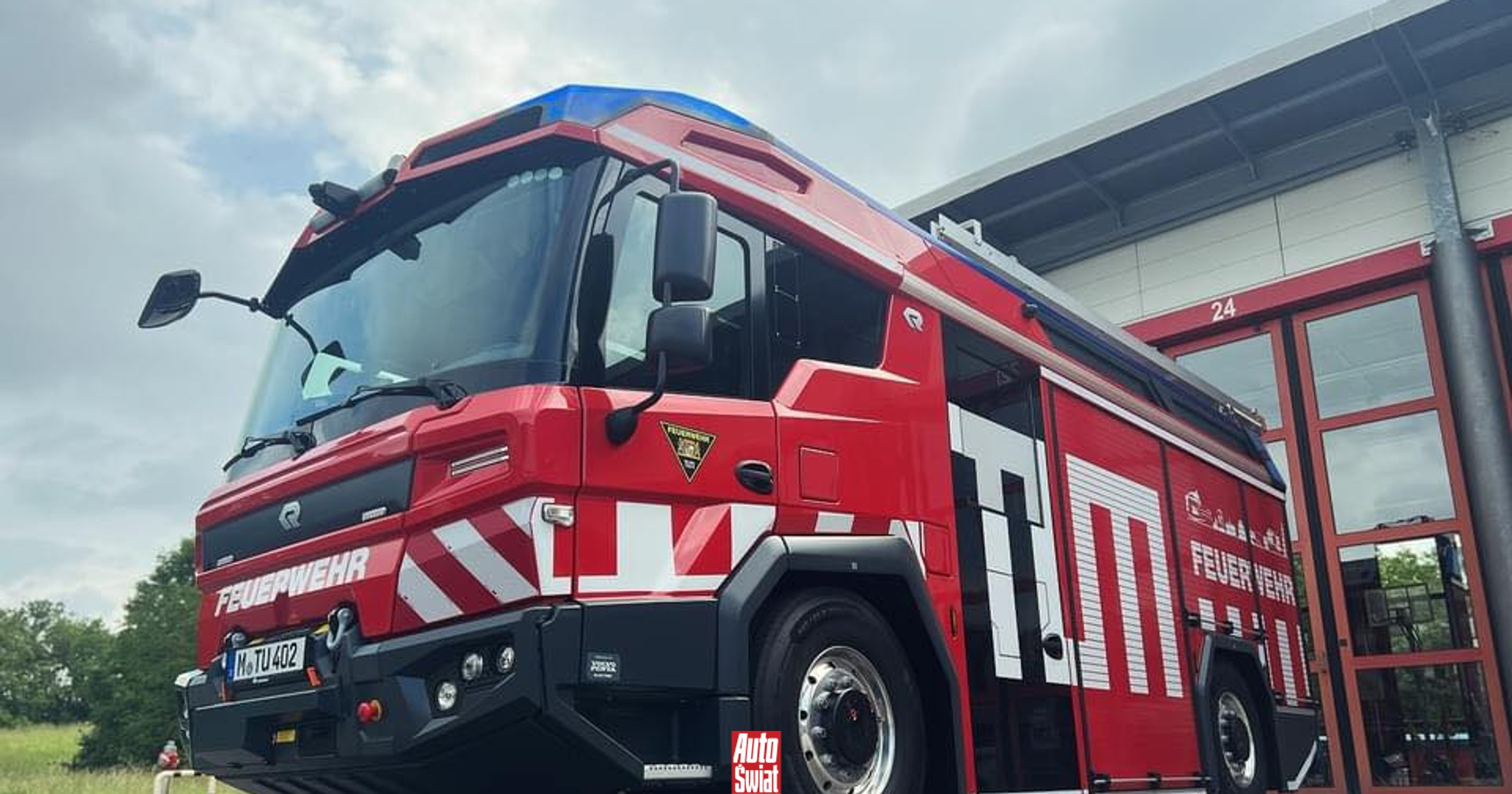 Strażacy przetestowali... elektryczne wozy. Wyniki okazały się więcej niż zaskakujące