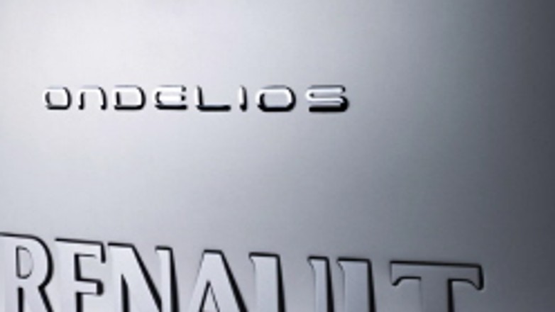Paryż 2008: Renault przedstwia Ondeliosa (wideo)