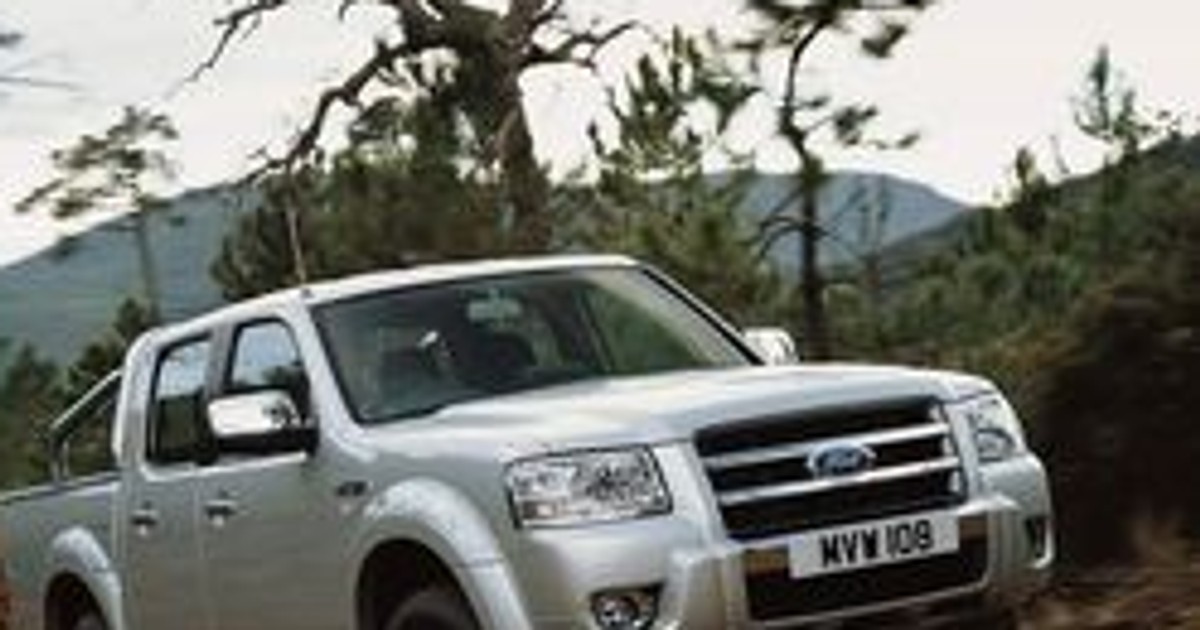 Ford: wjechał pickup Ranger 4x4 (ceny i specyfikacje w Polsce)
