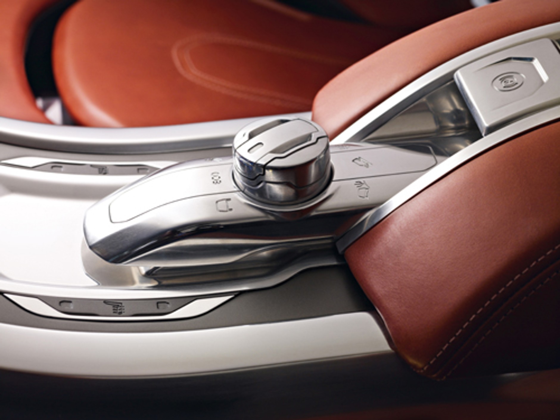 Land Rover LRX - Wielkie pudrowanie