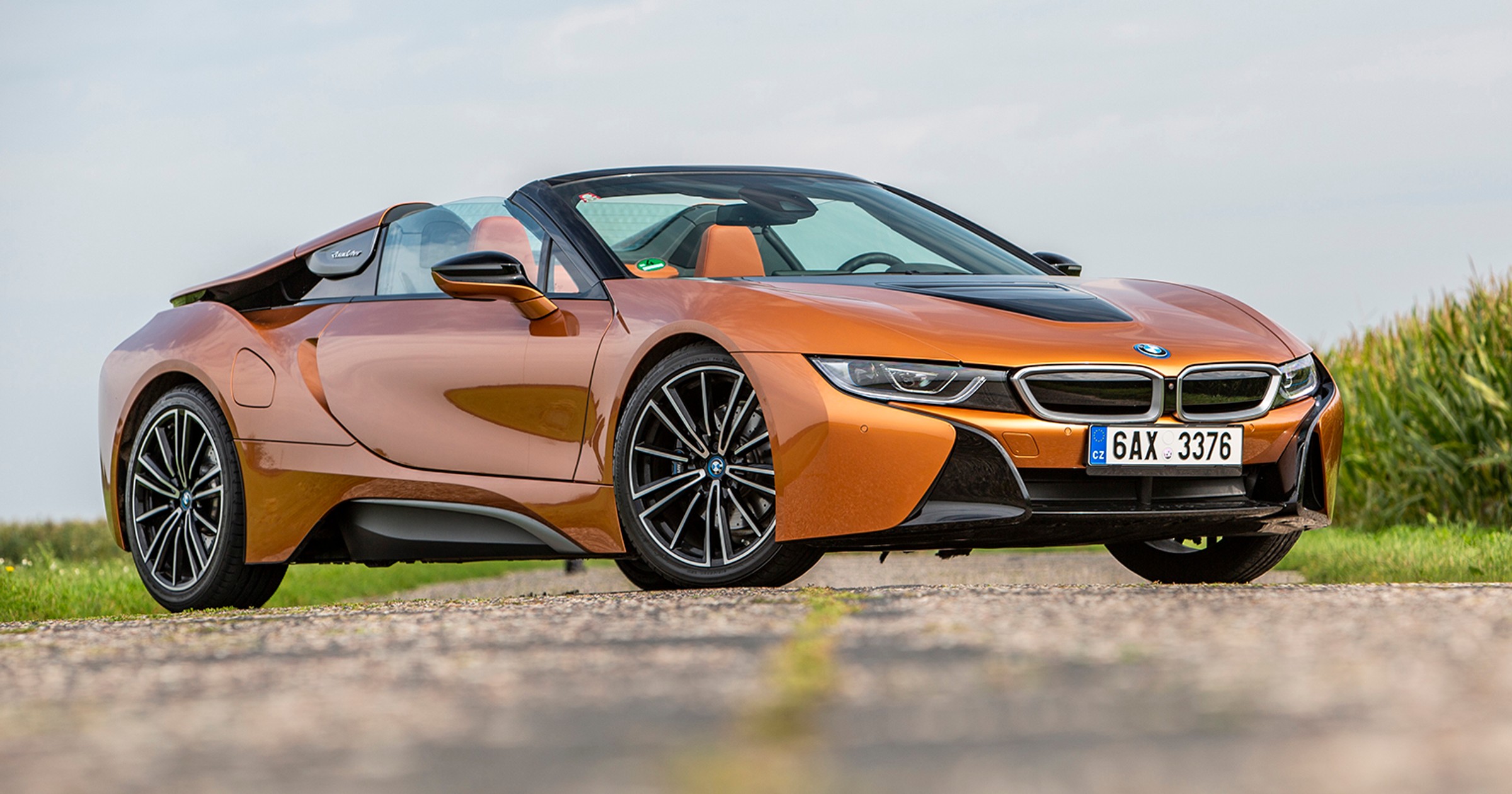 Test BMW i8 Roadster - futurystycznie i luksusowo
