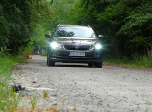 Skoda Octavia Laurin & Klement - skóra ze sztucznej krowy | TEST