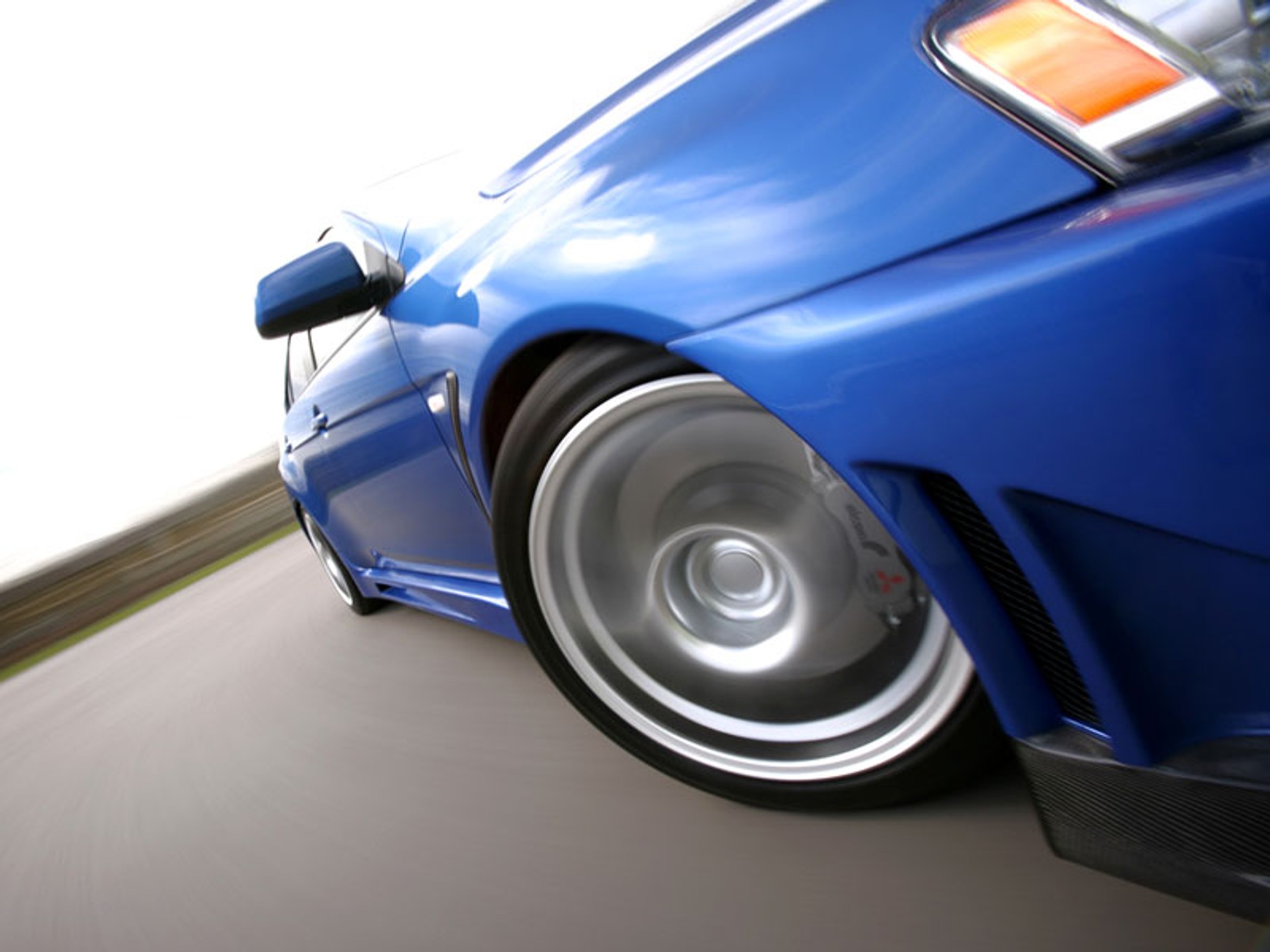 Mitsubishi Lancer Evo X FQ-400: fotogaleria