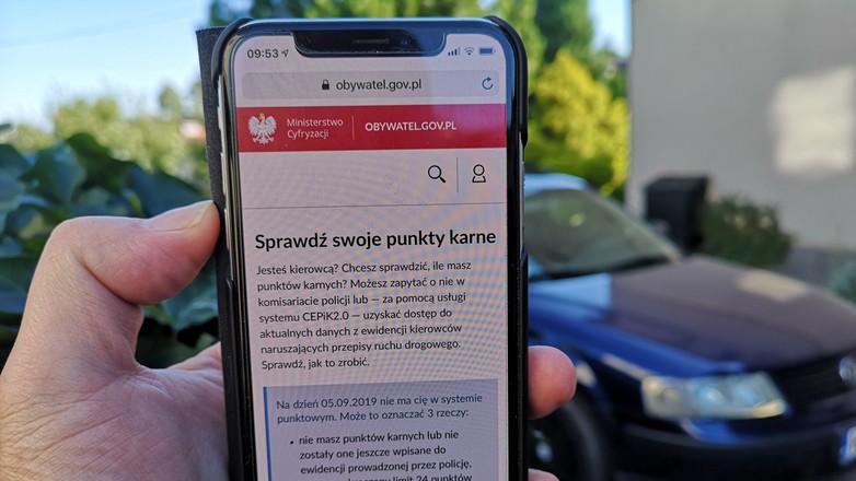 Kontrola punktów karnych w telefonie