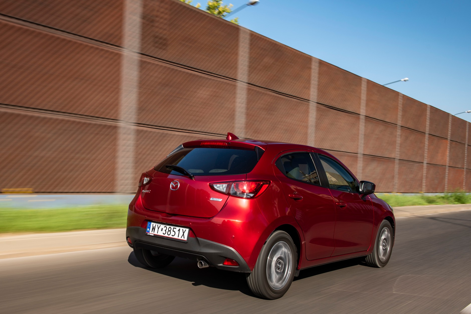 Mazda 2 1.5 AT