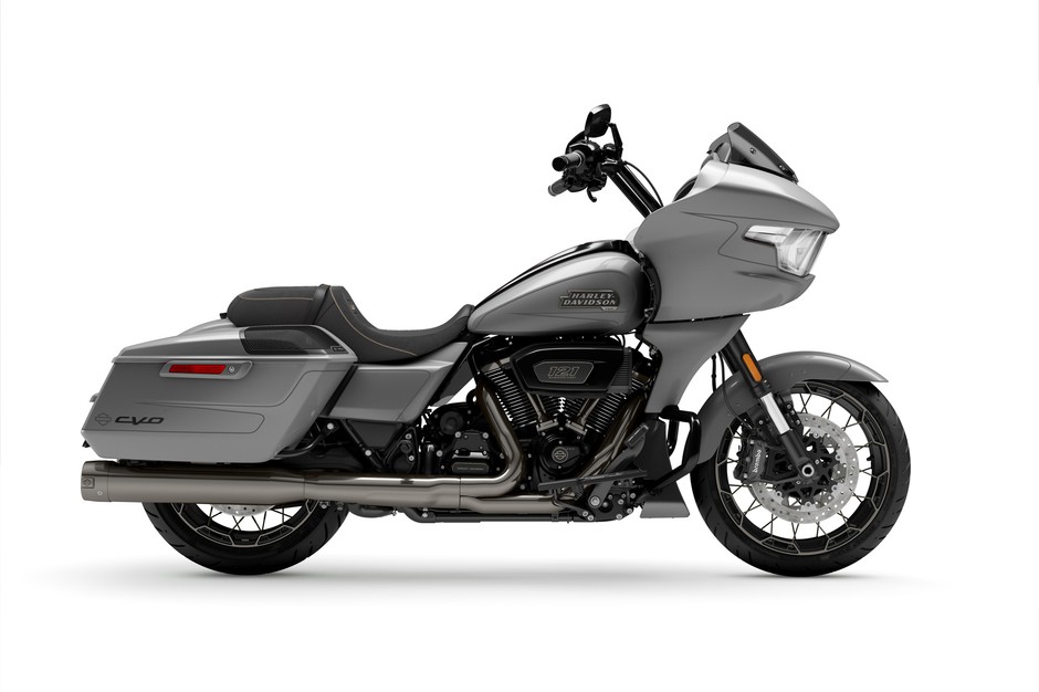 Harley-Davidson CVO Road Glide  2023 Dark Platinium