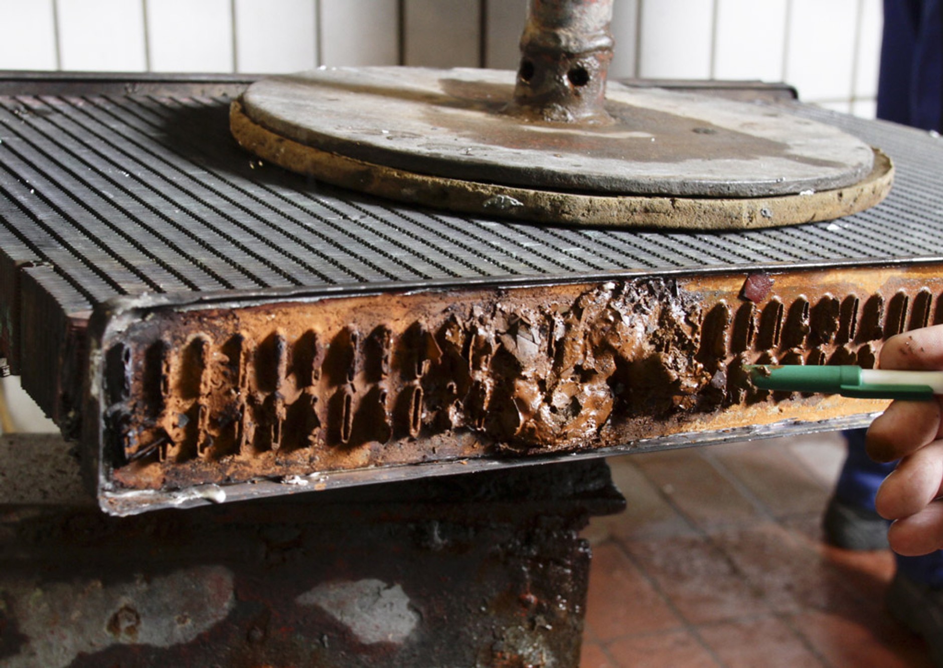 Wymiana lub naprawa chłodnicy krok po kroku