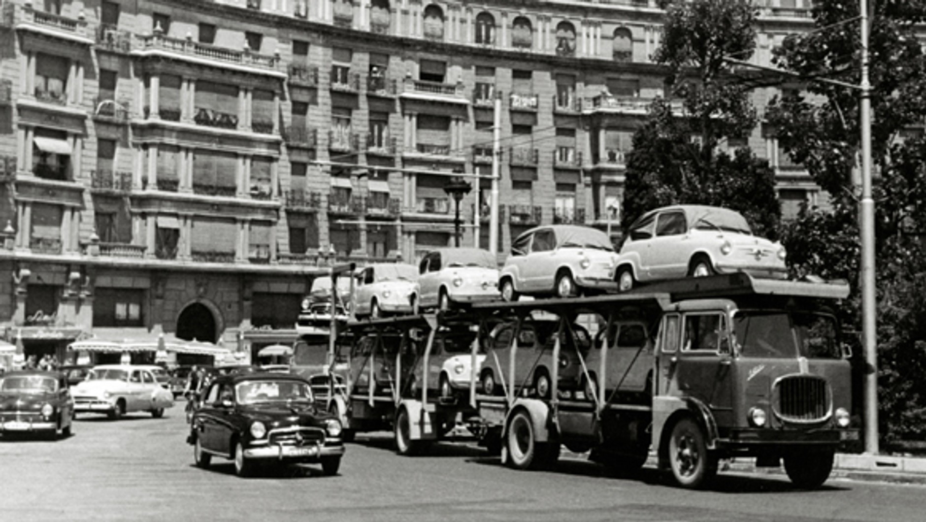 Seat 600