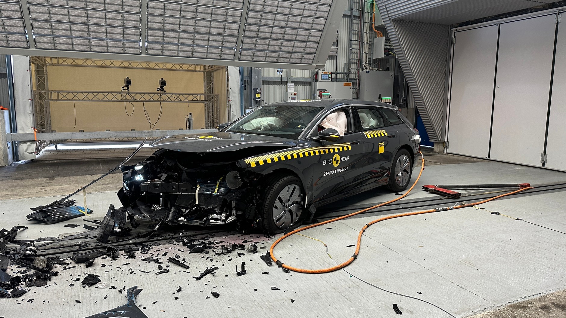 Audi A6 e-tron. Test zderzeniowy Euro NCAP