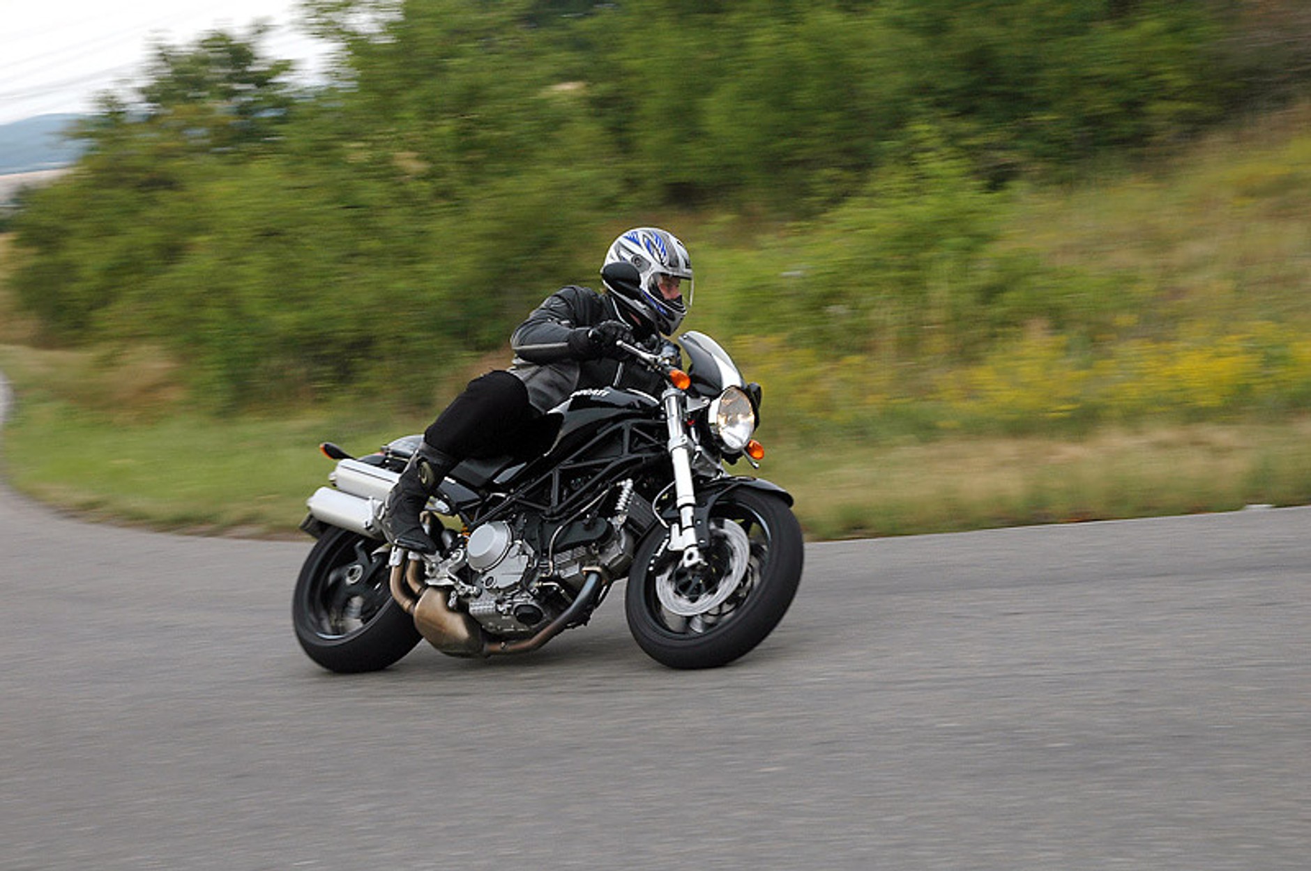 Ducati Monster S2R 1000: stary znajomy (test)