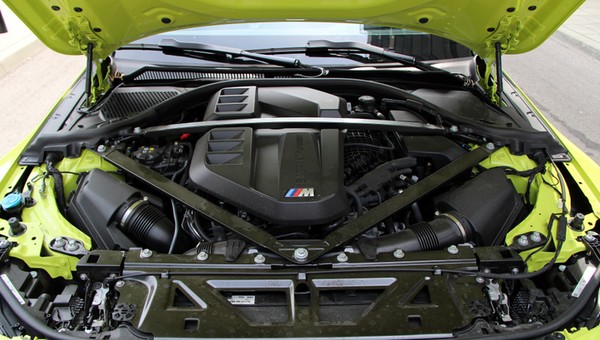 BMW M2 z akcesoriami M Performance