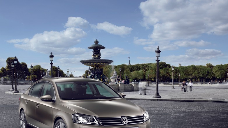 Czym jeździ minister edukacji?