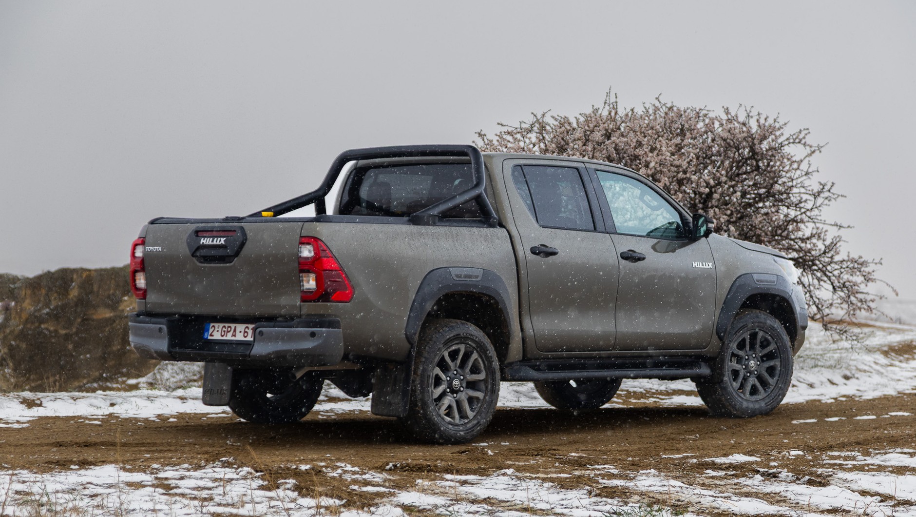 Toyota Hilux MHEV