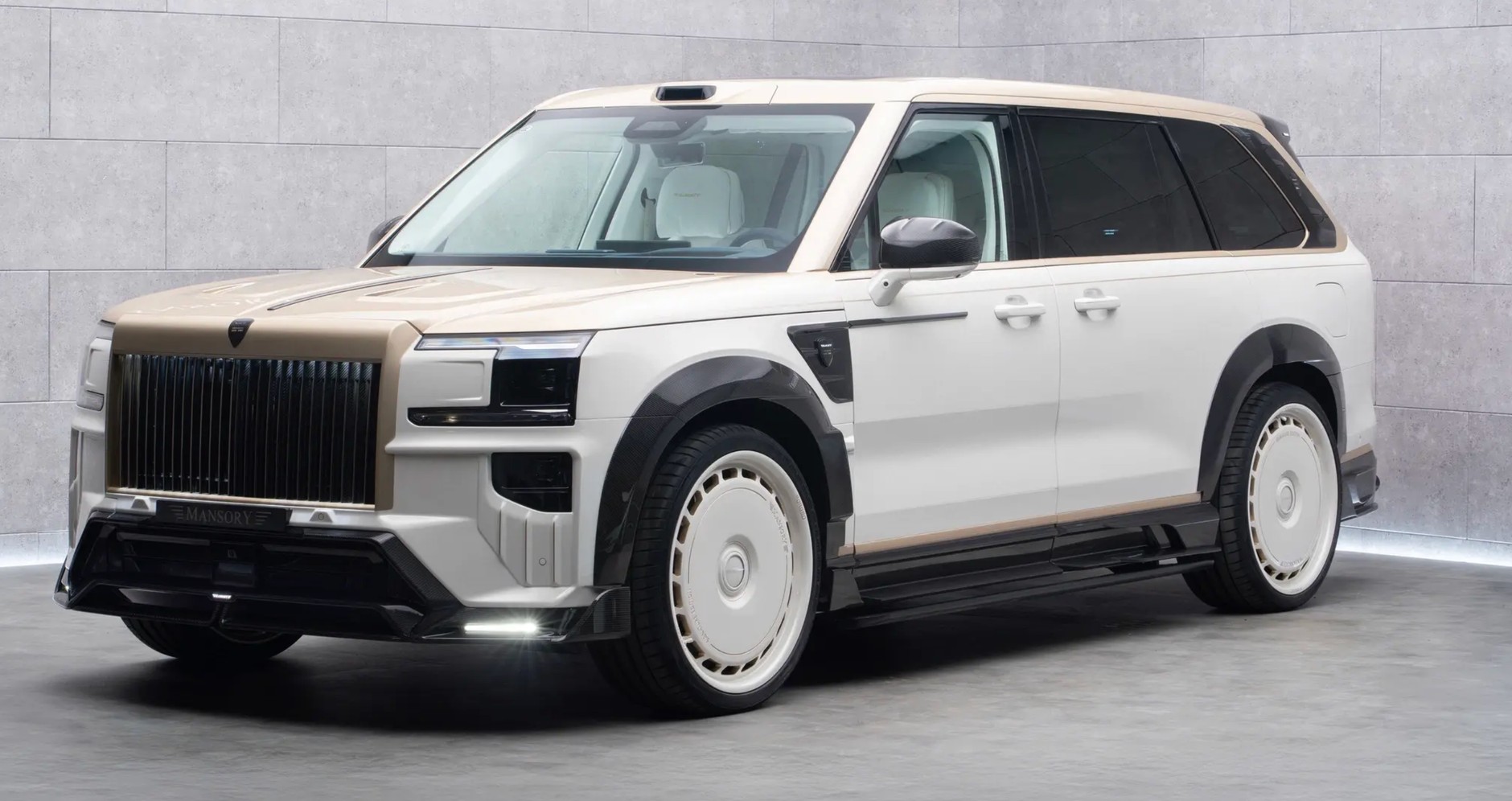 Zeekr 9X po tuniungu Mansory