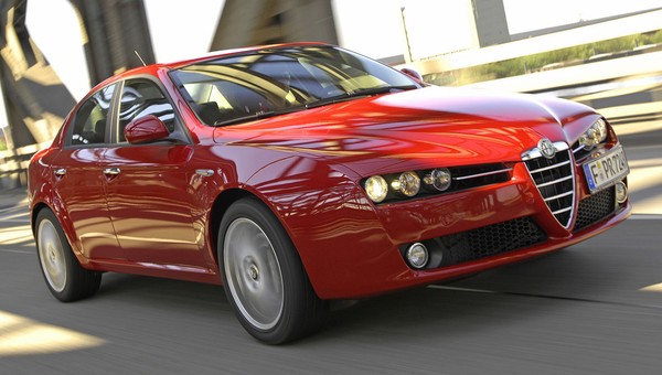 Top 10 - oszczędna i szybka limuzyna za 20 tys. zł