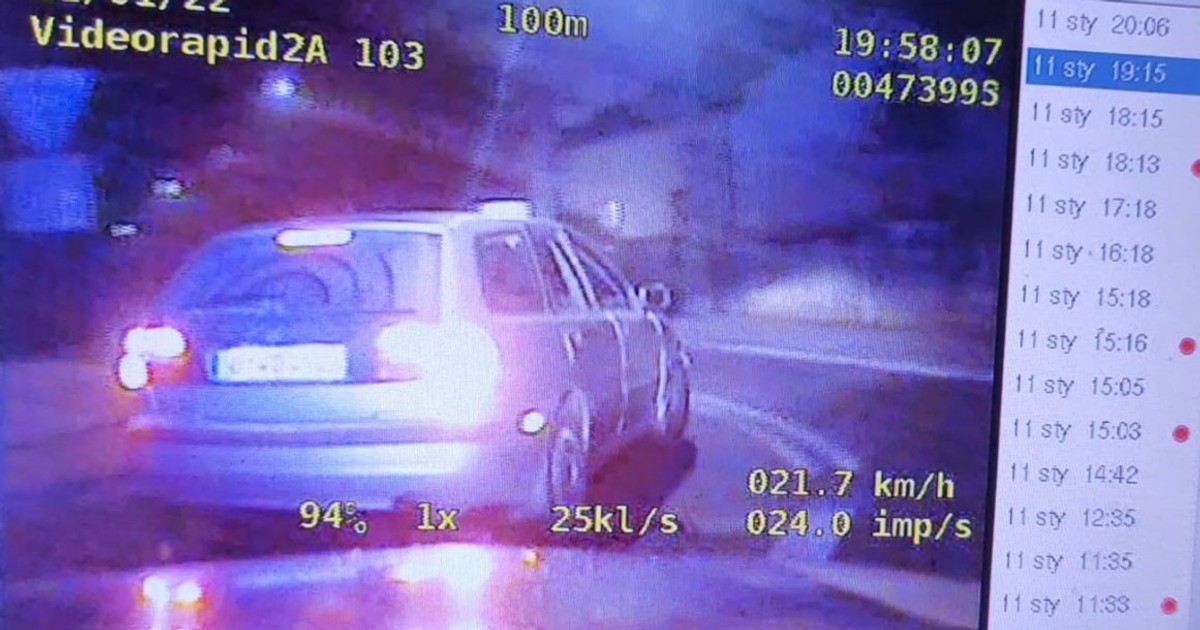 Jechał 200 km/h, miał sądowy zakaz jazdy i nie posiadał ubezpieczenia