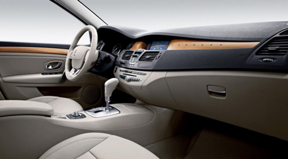 Renault Laguna III - Długa lista obietnic