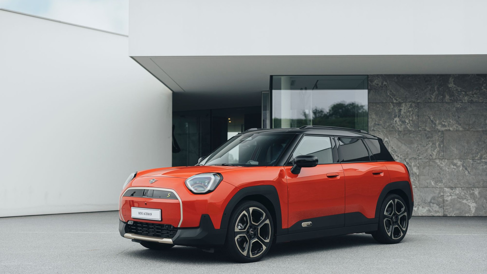 MINI Aceman
