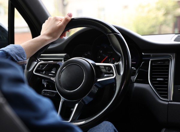 To miejsce w samochodzie jest brudniejsze niż toaleta. Kierowcy rzadko o nim pamiętają