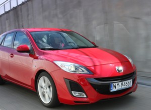 Mazda 3 2.0: Trójka w pikantnym opakowaniu