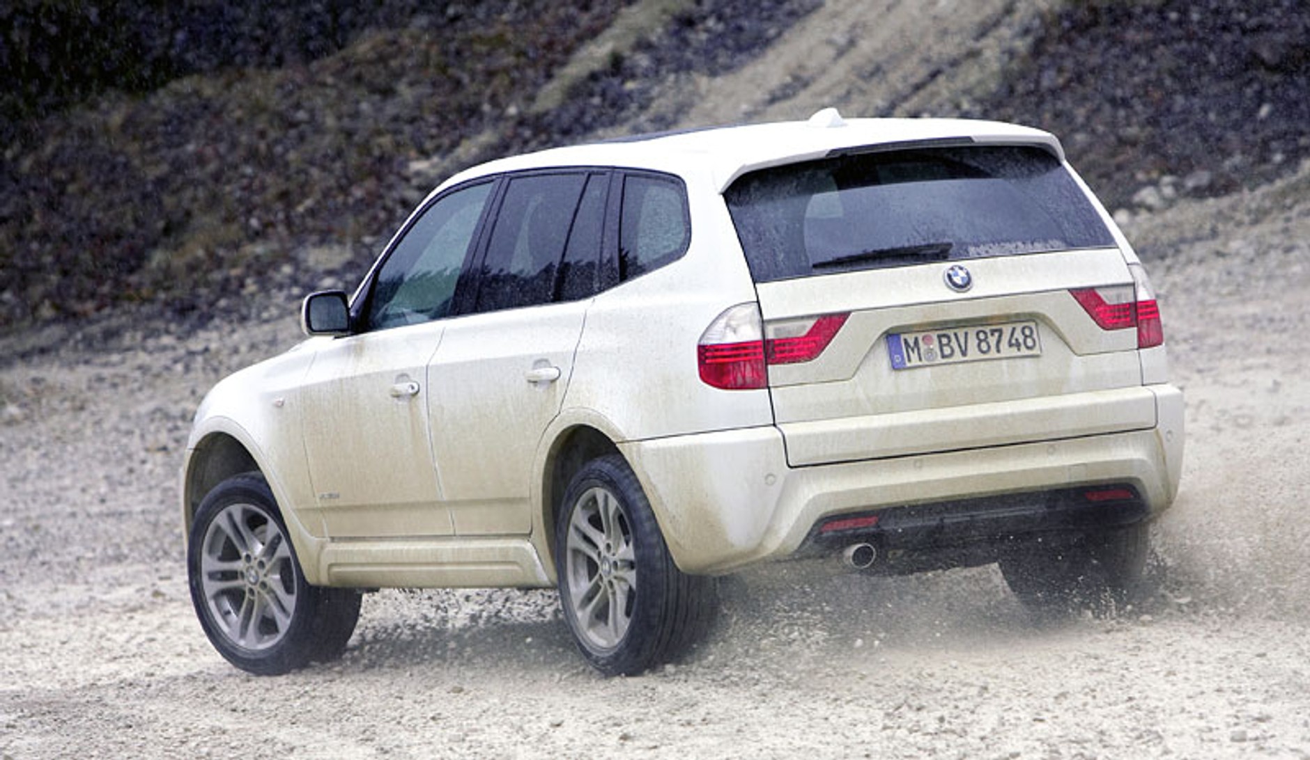 BMW X3 xDrive18d: nowy silnik wysokoprężny