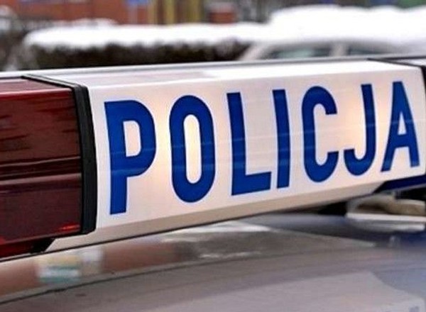 Spowodowała wypadek po pijanemu i poprosiła policjantów o... ukrycie