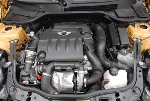 Mini Cooper D - Twardziel-gadżeciarz