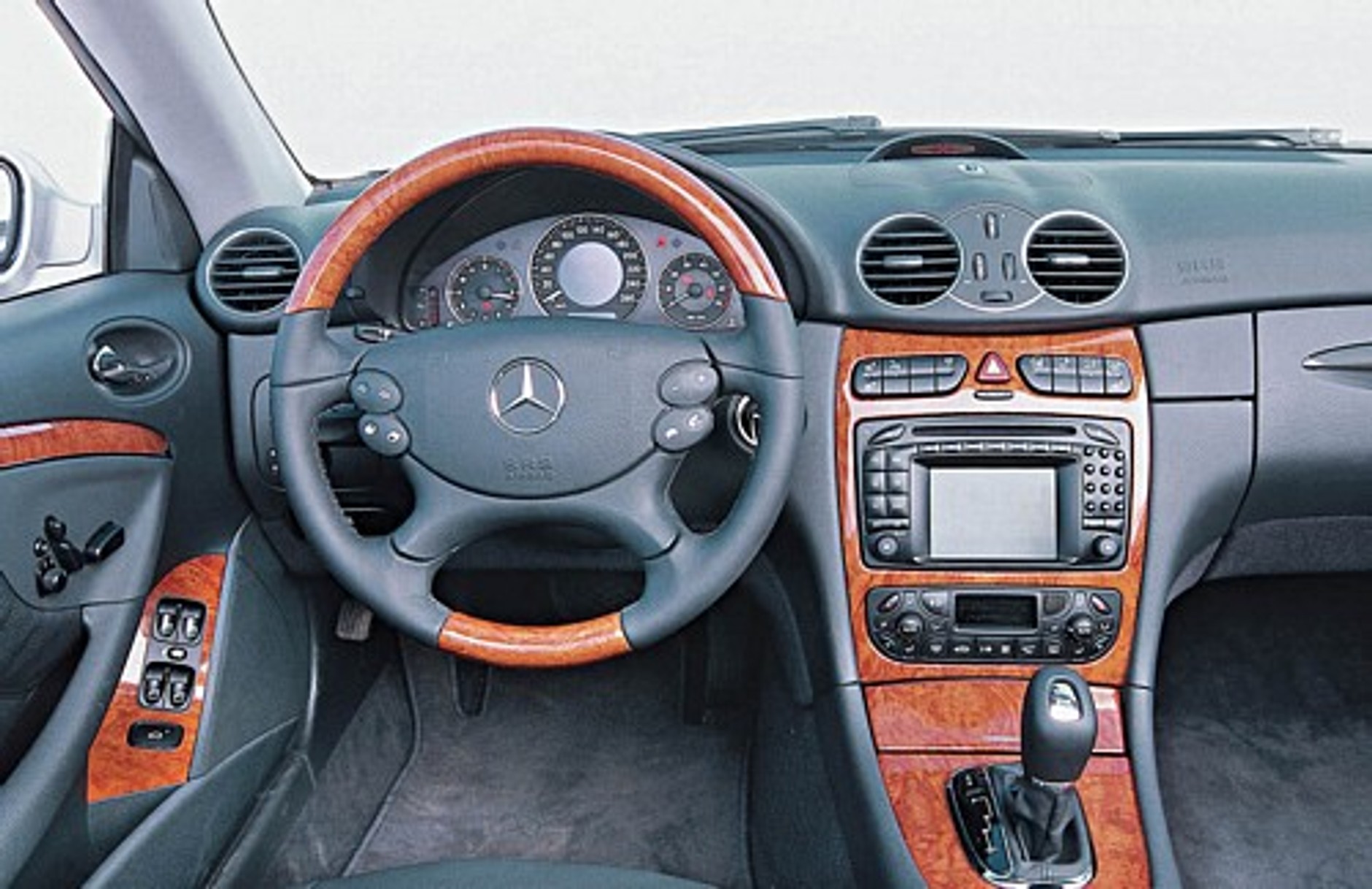 Audi A4 3.0, BMW 330 Ci, Mercedes CLK 320 - W poszukiwaniu lata