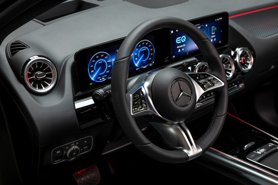 Mercedes EQB
