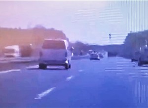 Wielu polskich kierowców popełnia ten błąd. Policja przypomniała kierowcy Volkswagena o przepisach