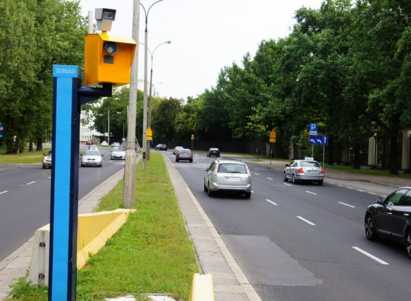 Najskuteczniejszy fotoradar w Polsce stoi niemal w centrum Warszawy