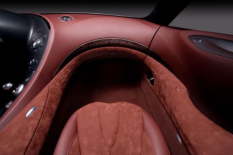 Genewa 2009: Infiniti Essence Concept (fotogaleria)