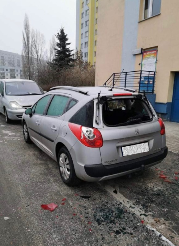 Zdemolowane samochody Łódź