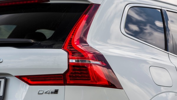 Volvo wycofało ręczną skrzynię biegów. Wkrótce zrezygnuje z diesla