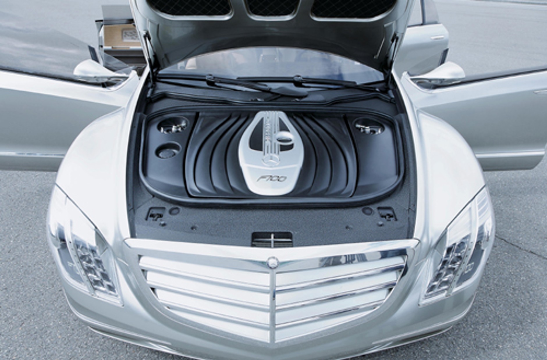 Mercedes F 700 - Jazda w przyszłość