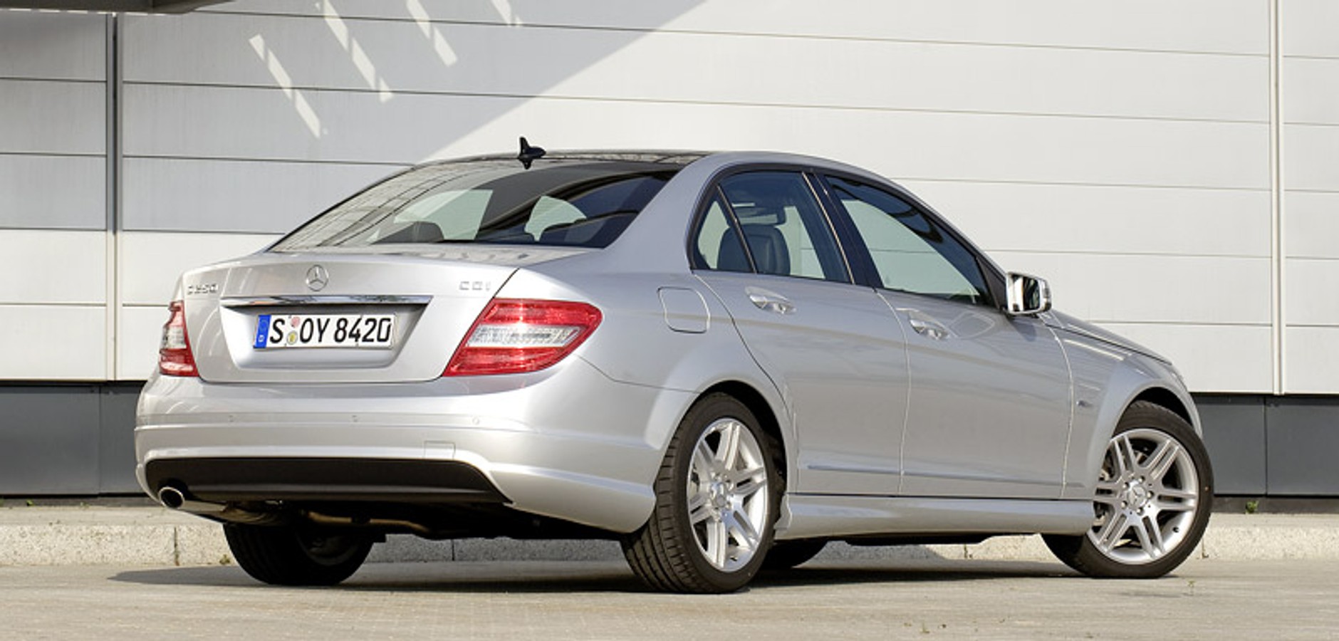 Paryż 2008: Mercedes-Benz C 250 CDI BlueEFFICIENCY – 4 cylindry, 500 Nm, 5,2 l/100 km