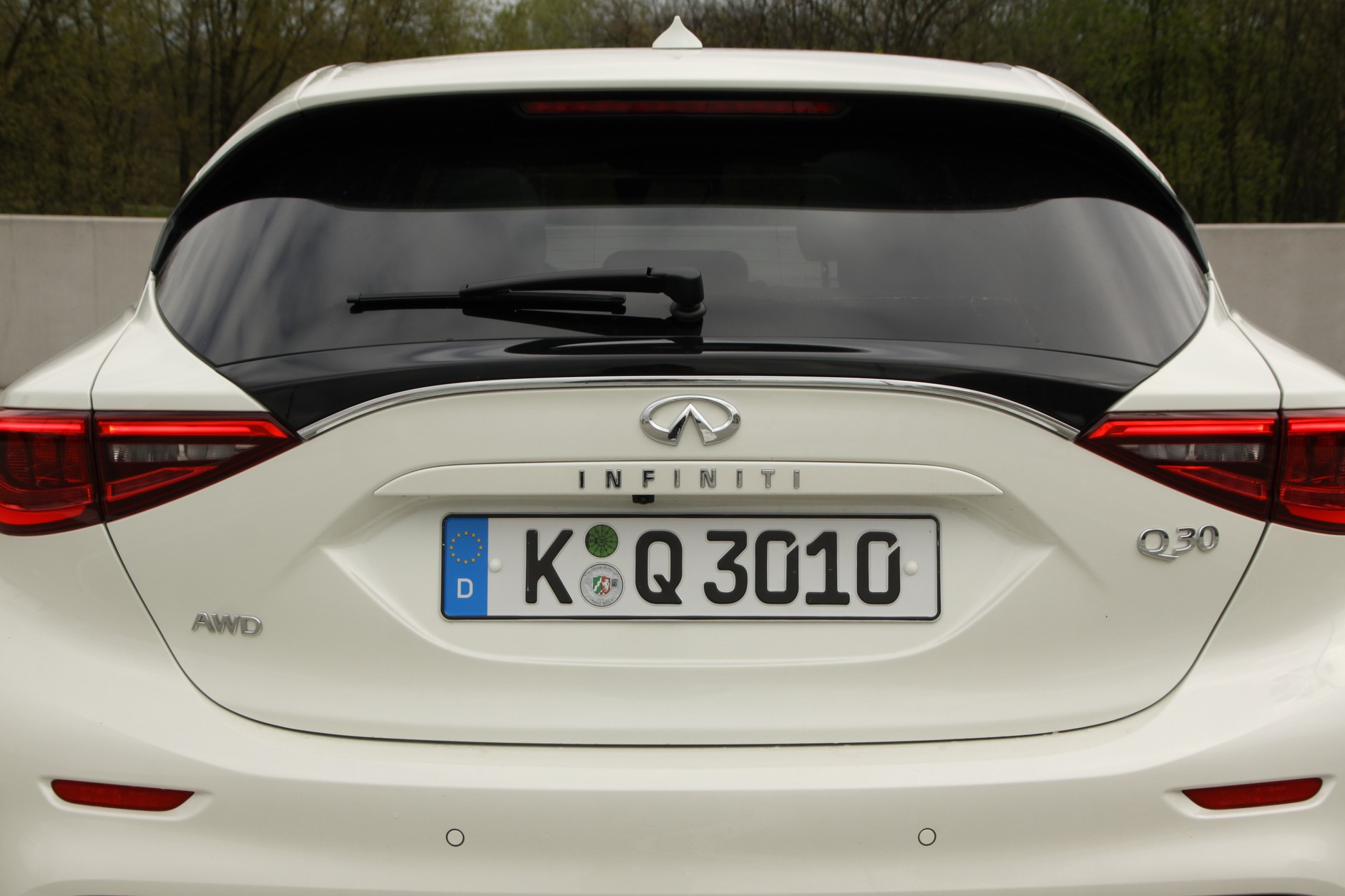 Infiniti Q30 2.2d DCT AWD