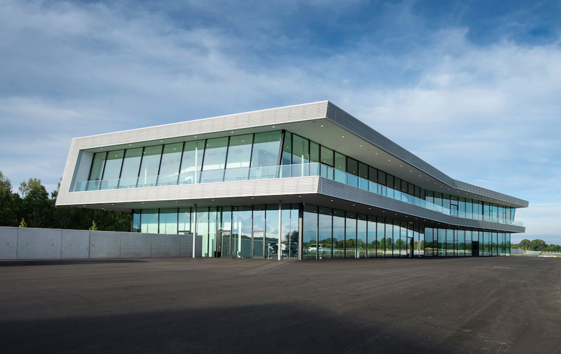 Centrum Nowoczesnych Technologii Audi