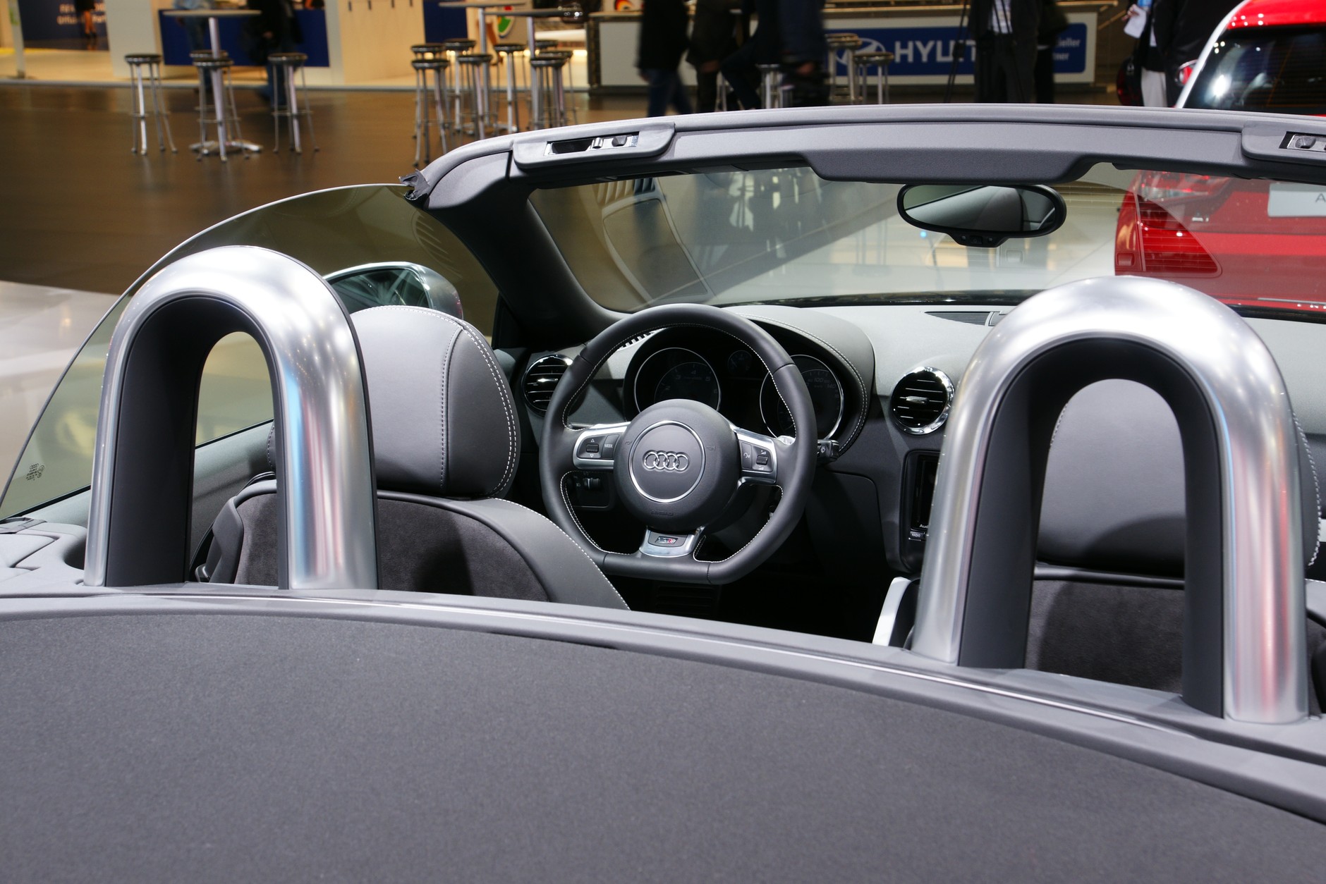 AMI 2010: Audi TT po wiosennym faceliftingu