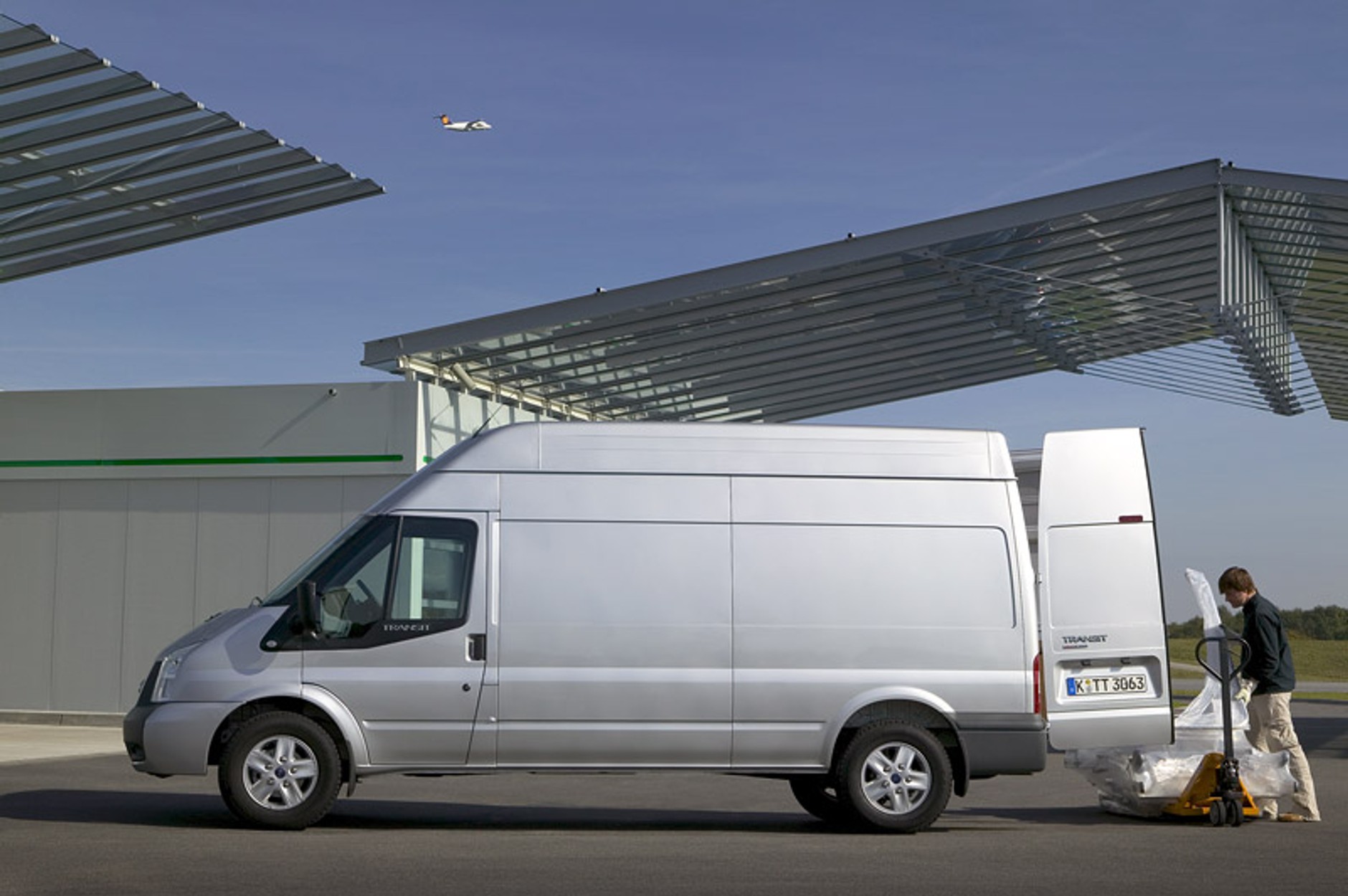 Ford Transit 3.2 TDCi i Transit SportVan: pierwsze jazdy