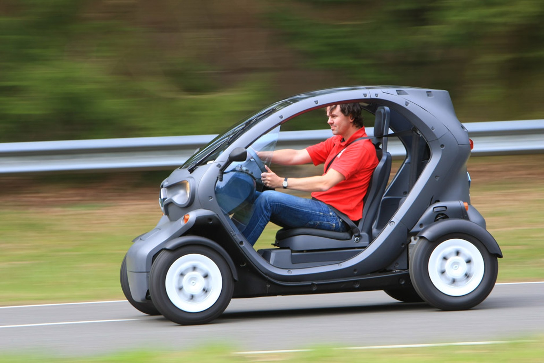 Renault Twizy jest prawie jak Smart