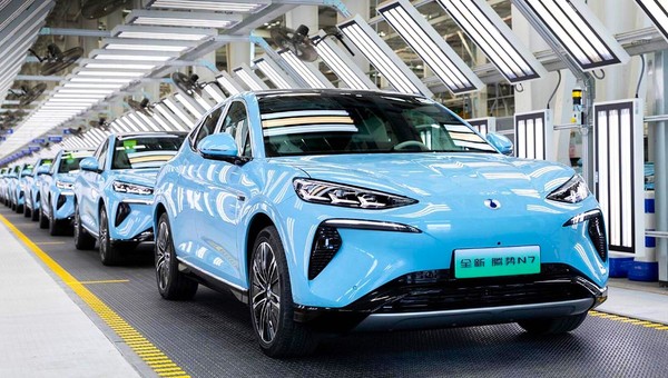 Denza n7 SUV