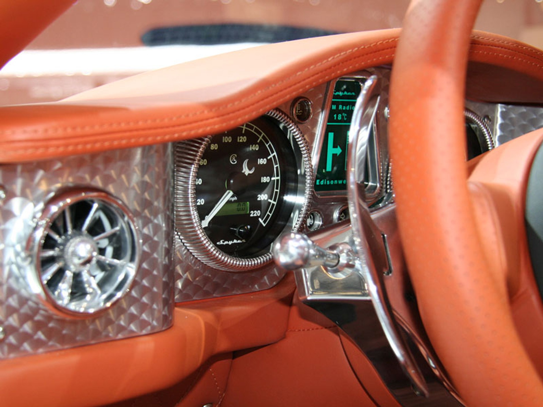 Genewa 2009: Spyker C8 Aileron – premiera wersji seryjnej