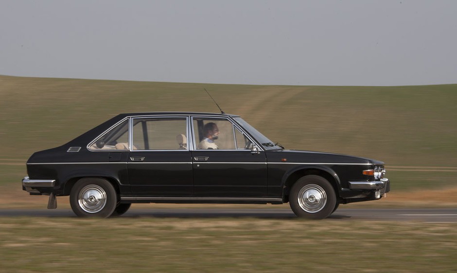 Tatra T613 - Limuzyna towarzyszy z Czechosłowacji