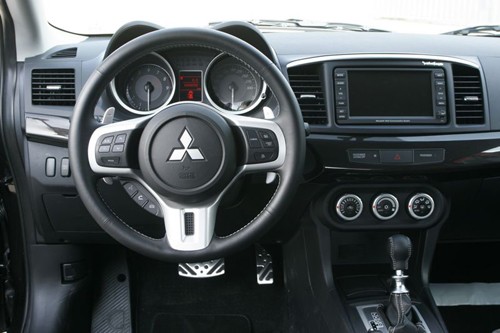 Mitsubishi Lancer Evo X wkracza na scenę