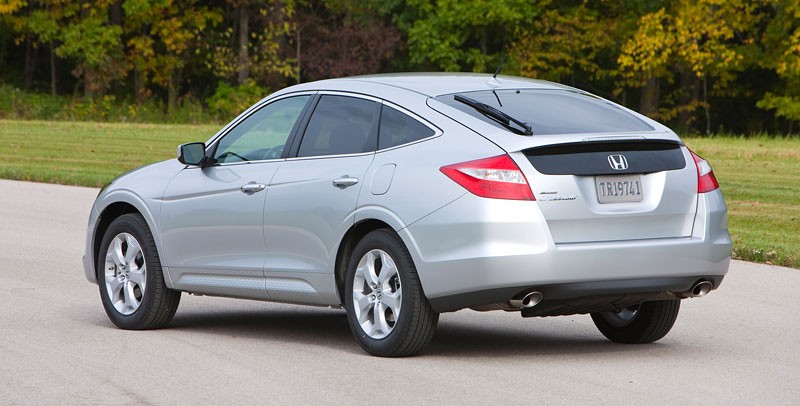 Honda Accord Crosstour: kolejny mikst liftbacka, coupé i SUV-a