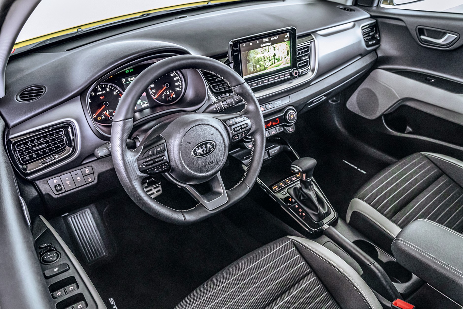 Kia Stonic jako miękka hybryda