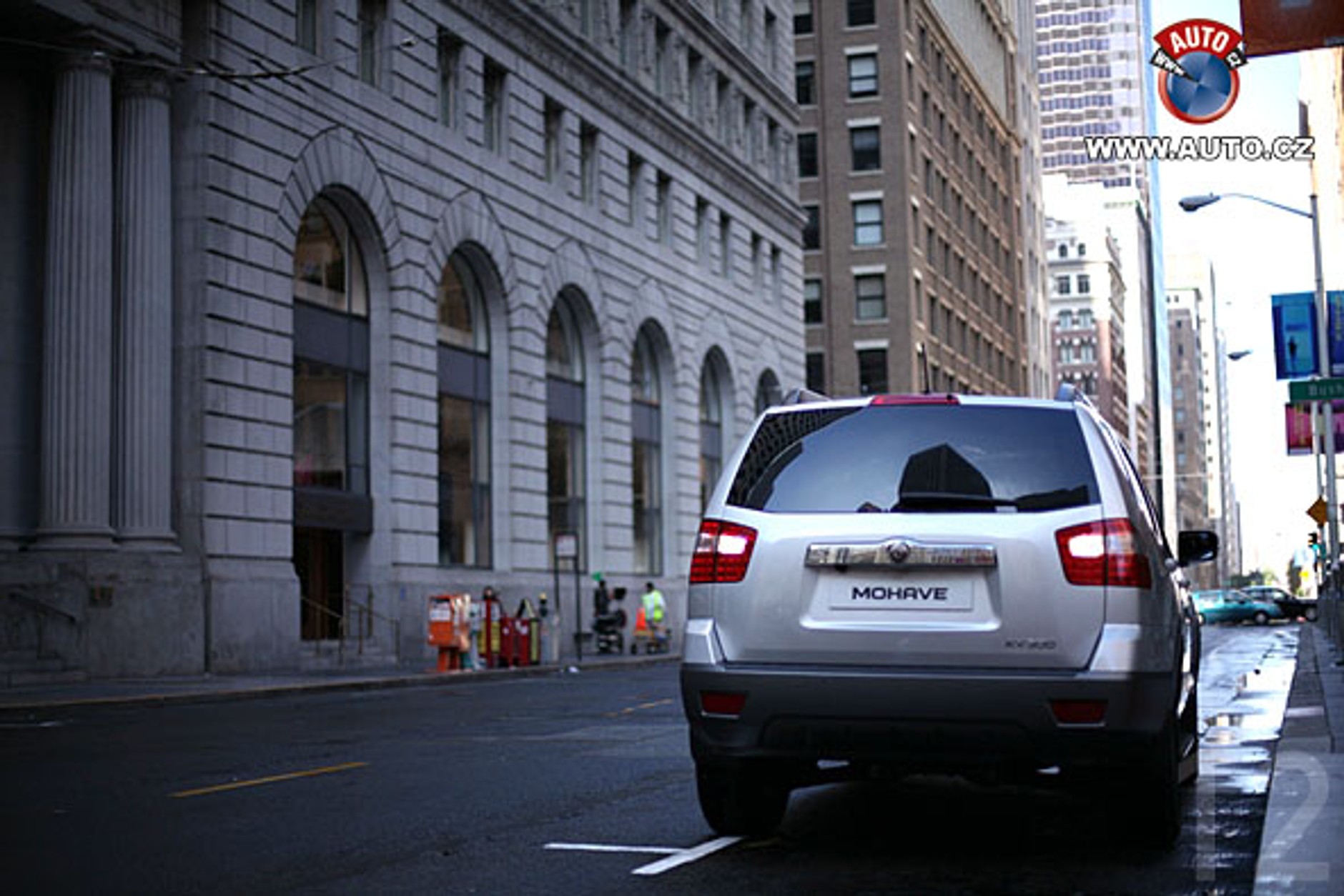 Kia Mohave/Borrego: koreańskie specyfikacje dużego SUV-a (+ wideo)